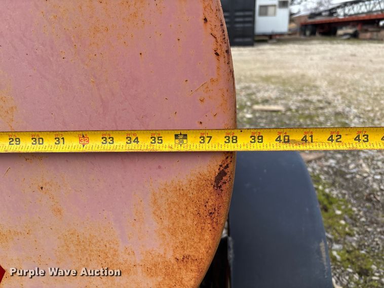 image for item EV3435 Fuel trailer