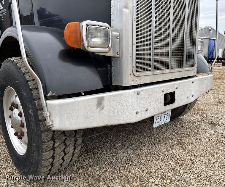 image for item EV3438 1992 Peterbilt 357 crane truck