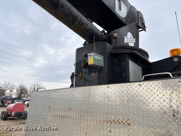 image for item EV3438 1992 Peterbilt 357 crane truck