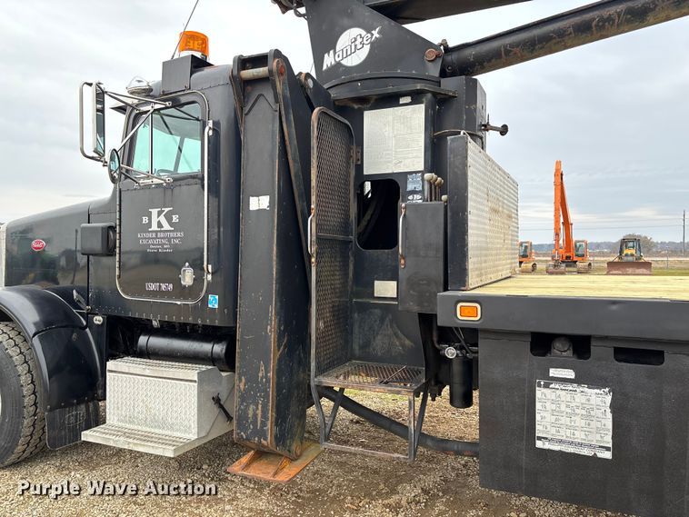 image for item EV3438 1992 Peterbilt 357 crane truck