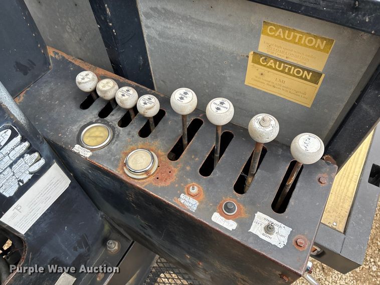 image for item EV3438 1992 Peterbilt 357 crane truck