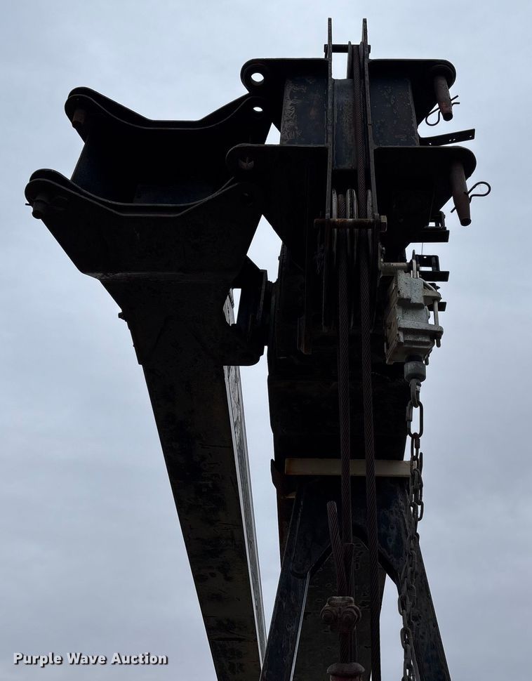 image for item EV3438 1992 Peterbilt 357 crane truck