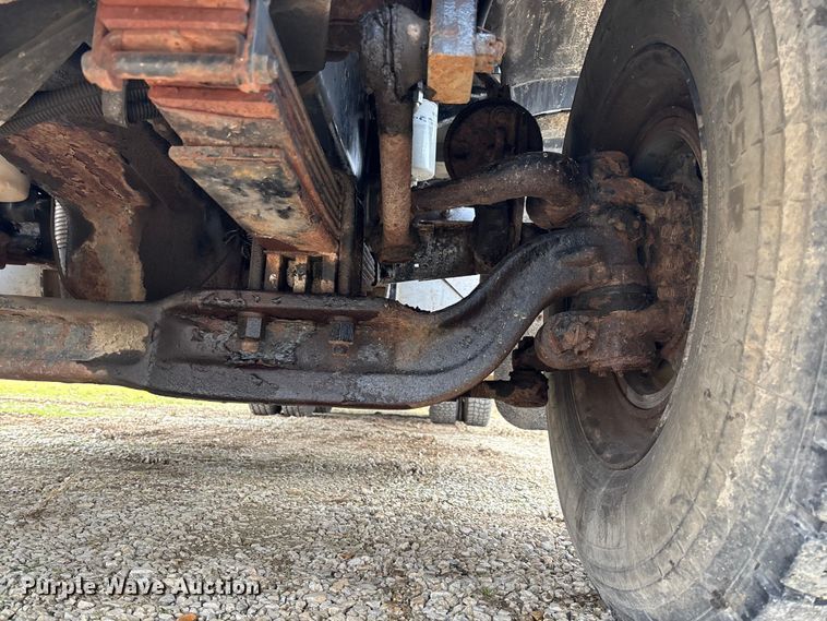 image for item EV3438 1992 Peterbilt 357 crane truck