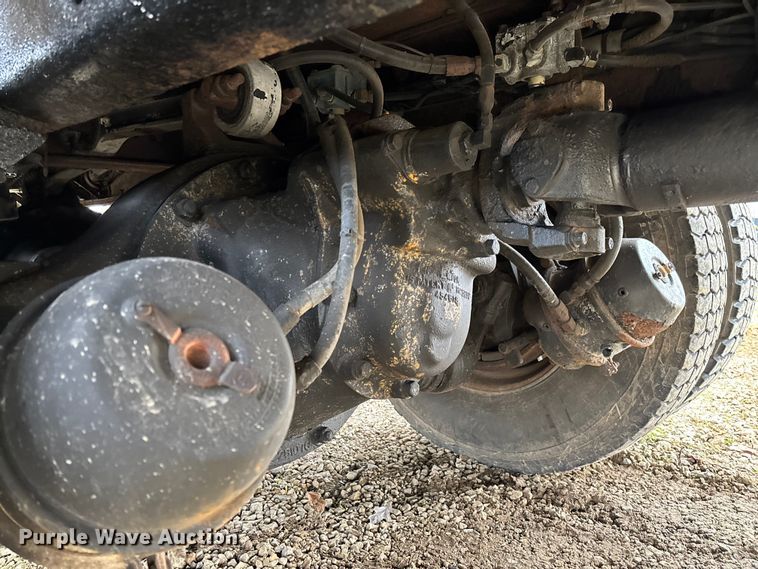 image for item EV3438 1992 Peterbilt 357 crane truck