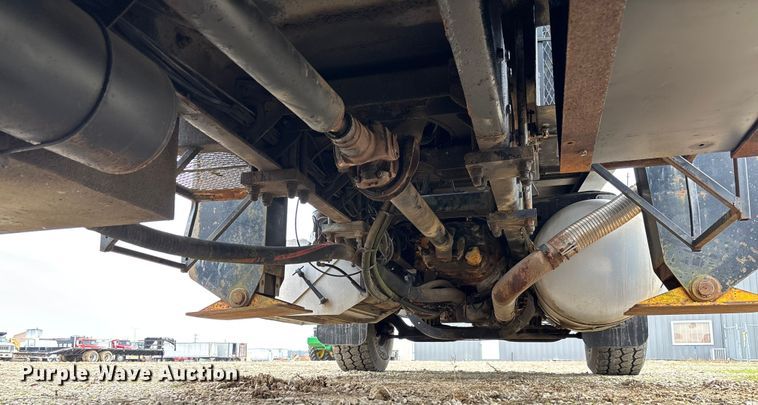 image for item EV3438 1992 Peterbilt 357 crane truck