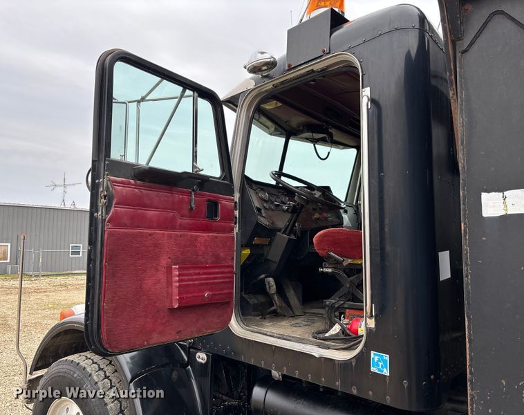 image for item EV3438 1992 Peterbilt 357 crane truck