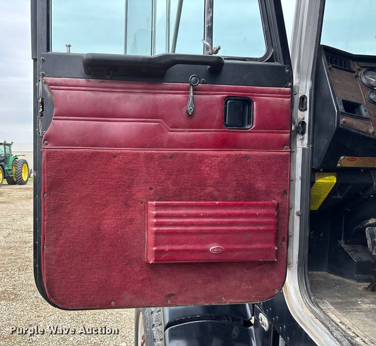 image for item EV3438 1992 Peterbilt 357 crane truck