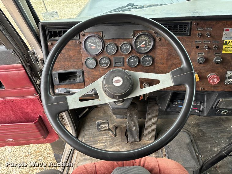 image for item EV3438 1992 Peterbilt 357 crane truck