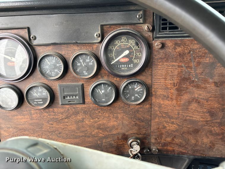 image for item EV3438 1992 Peterbilt 357 crane truck