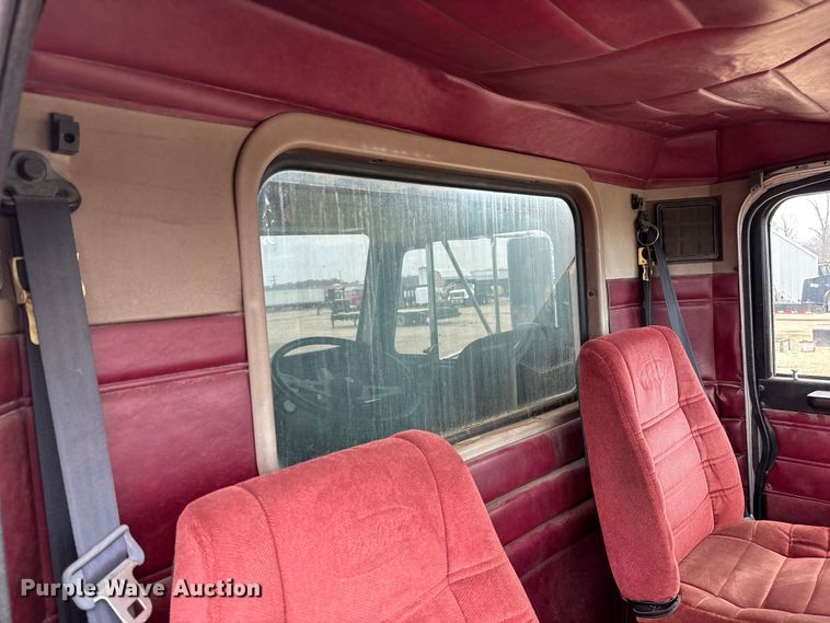 image for item EV3438 1992 Peterbilt 357 crane truck