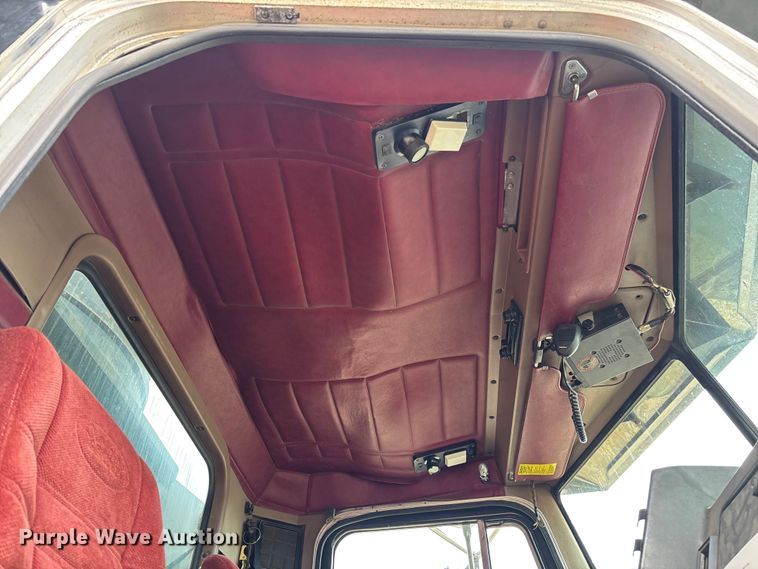 image for item EV3438 1992 Peterbilt 357 crane truck