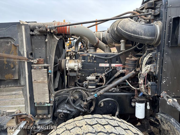 image for item EV3438 1992 Peterbilt 357 crane truck