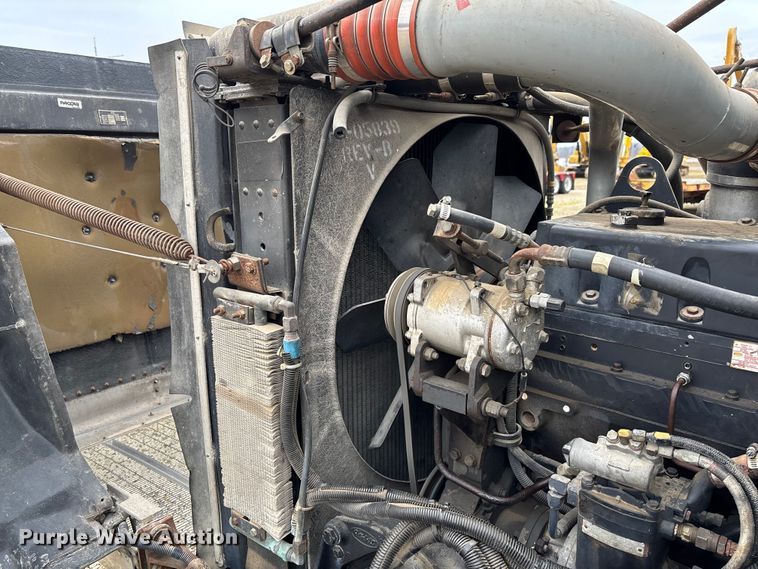 image for item EV3438 1992 Peterbilt 357 crane truck