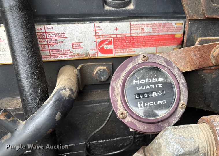 image for item EV3438 1992 Peterbilt 357 crane truck