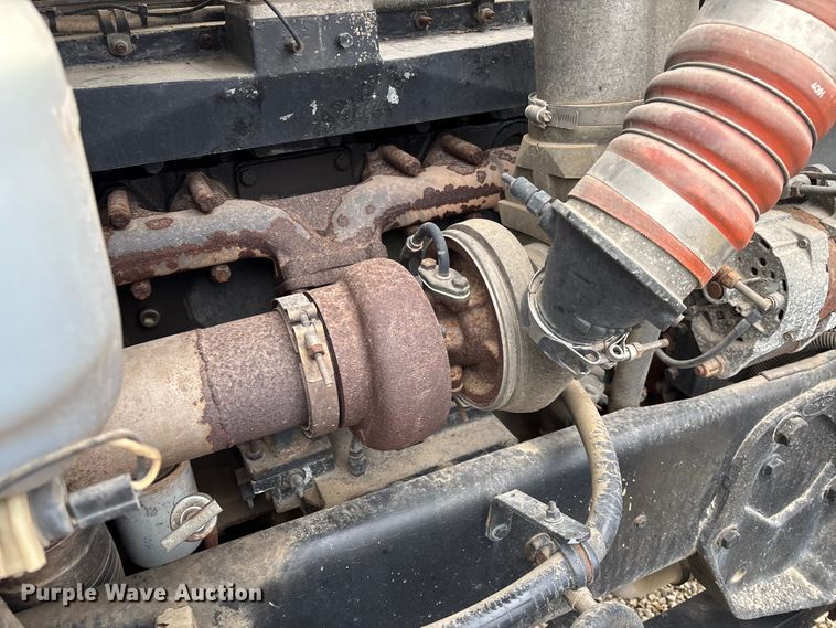 image for item EV3438 1992 Peterbilt 357 crane truck