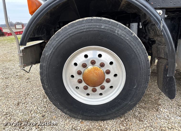 image for item EV3438 1992 Peterbilt 357 crane truck