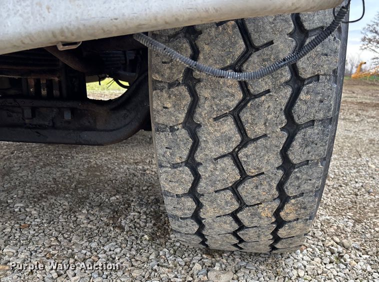 image for item EV3438 1992 Peterbilt 357 crane truck