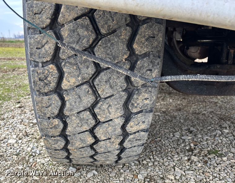 image for item EV3438 1992 Peterbilt 357 crane truck