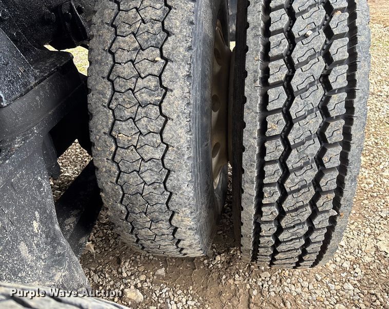 image for item EV3438 1992 Peterbilt 357 crane truck