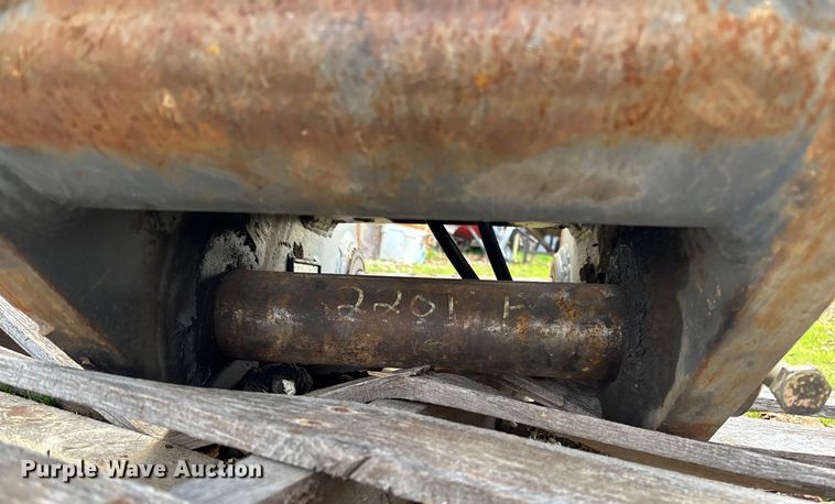 image for item EV3439 2019 Strickland PC290 quick coupler