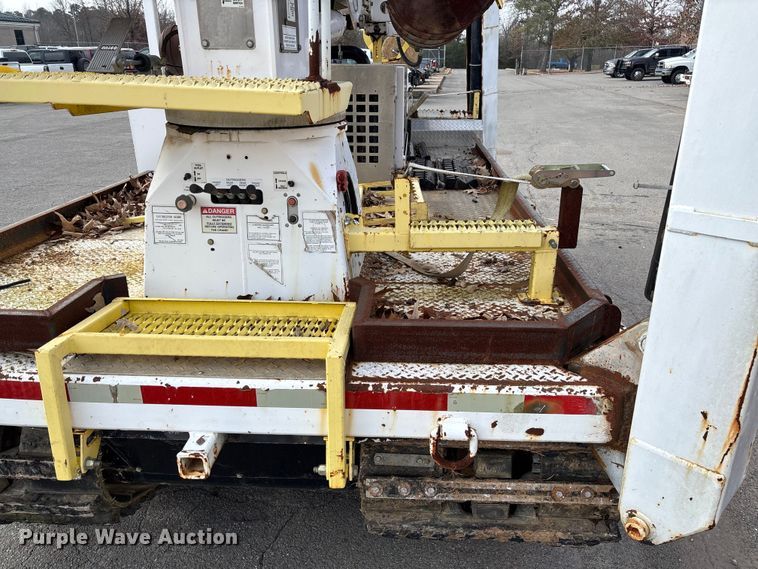 image for item EV3460 UTV Achiever mini digger derrick 