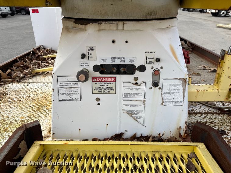 image for item EV3460 UTV Achiever mini digger derrick 