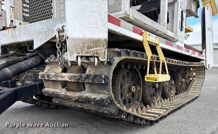 image for item EV3460 UTV Achiever mini digger derrick 