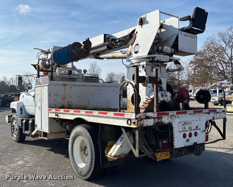image for item EV3462 1998 GMC C7 digger derrick truck