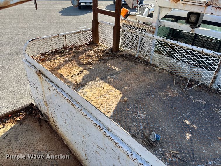 image for item EV3462 1998 GMC C7 digger derrick truck