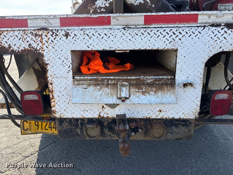 image for item EV3462 1998 GMC C7 digger derrick truck