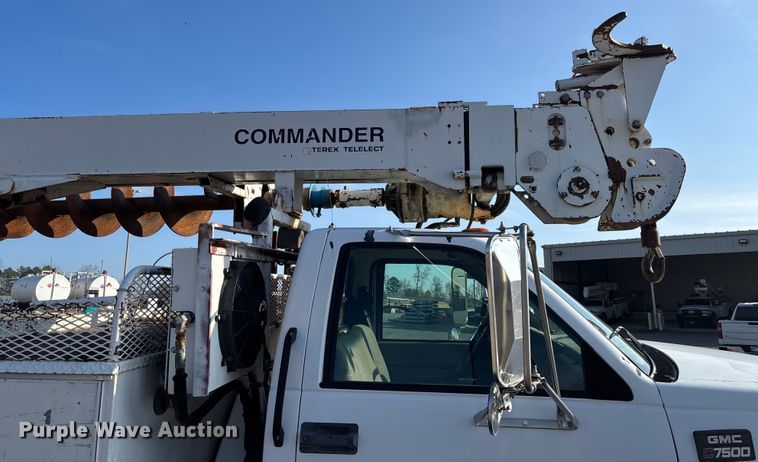 image for item EV3462 1998 GMC C7 digger derrick truck