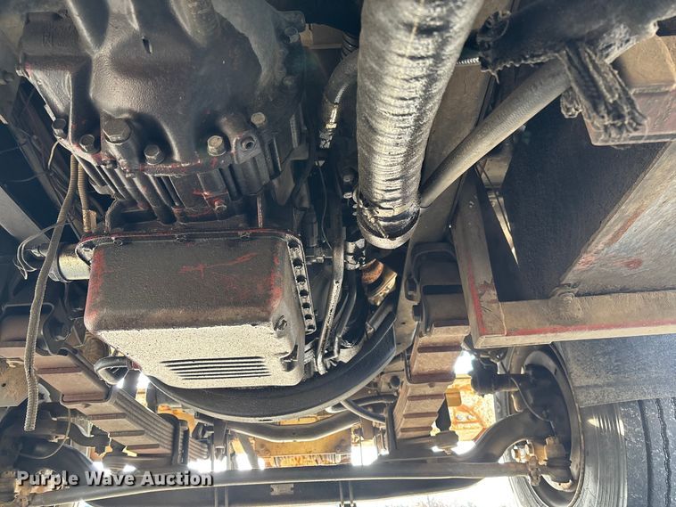 image for item EV3462 1998 GMC C7 digger derrick truck