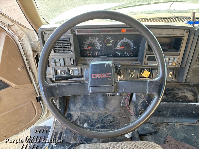 image for item EV3462 1998 GMC C7 digger derrick truck