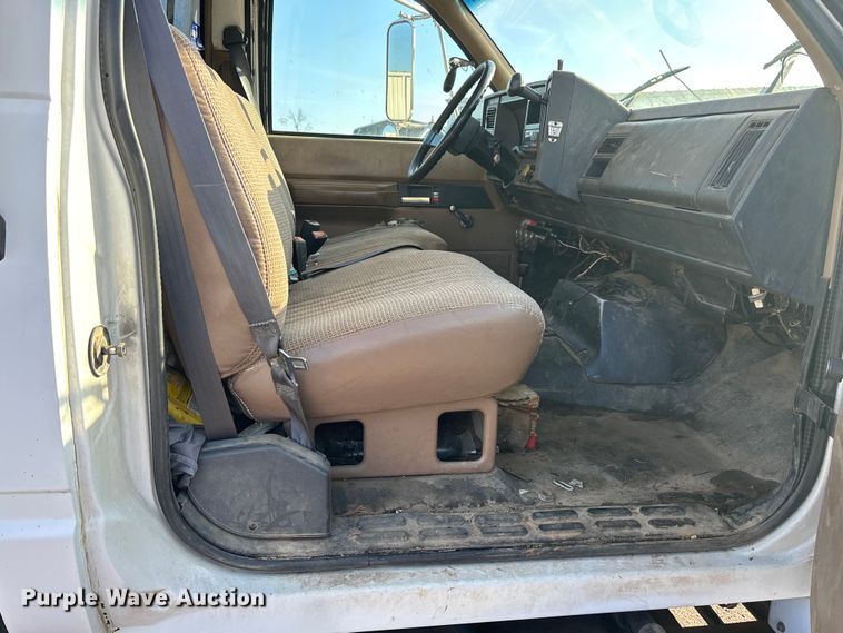 image for item EV3462 1998 GMC C7 digger derrick truck