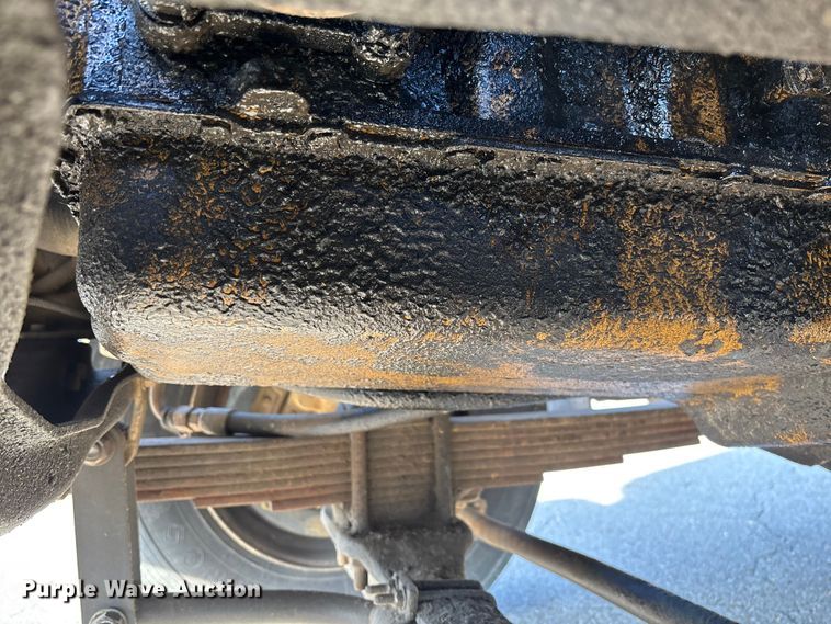 image for item EV3462 1998 GMC C7 digger derrick truck