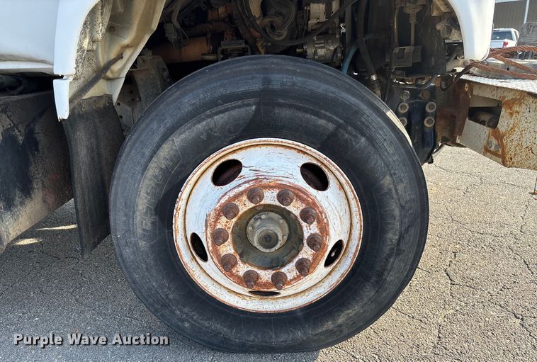 image for item EV3462 1998 GMC C7 digger derrick truck