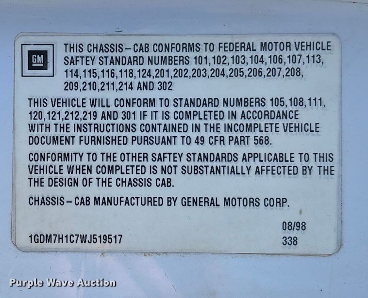 image for item EV3462 1998 GMC C7 digger derrick truck