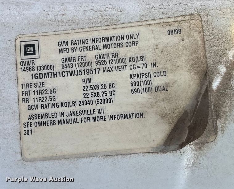 image for item EV3462 1998 GMC C7 digger derrick truck