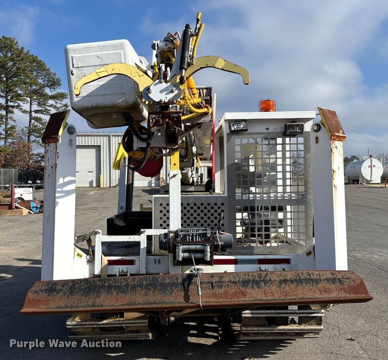 image for item EV3463 2009 UTV Achiever mini digger derick