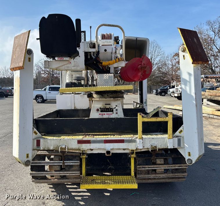 image for item EV3463 2009 UTV Achiever mini digger derick