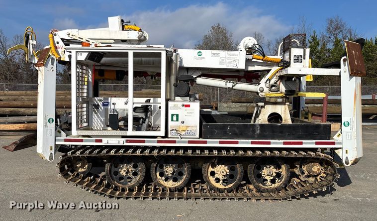 image for item EV3463 2009 UTV Achiever mini digger derick