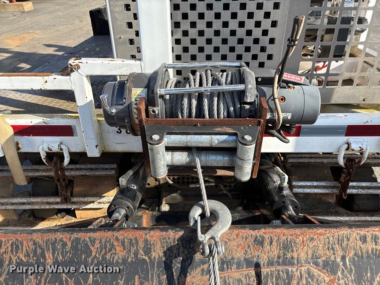 image for item EV3463 2009 UTV Achiever mini digger derick