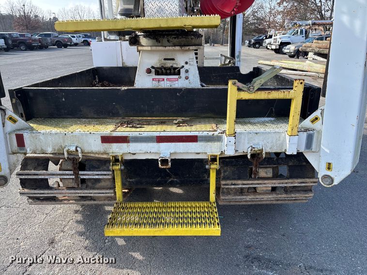 image for item EV3463 2009 UTV Achiever mini digger derick