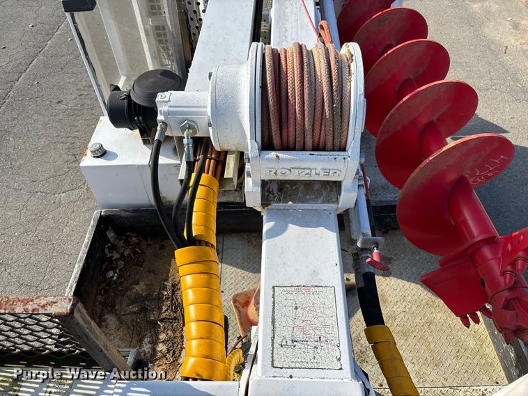 image for item EV3463 2009 UTV Achiever mini digger derick