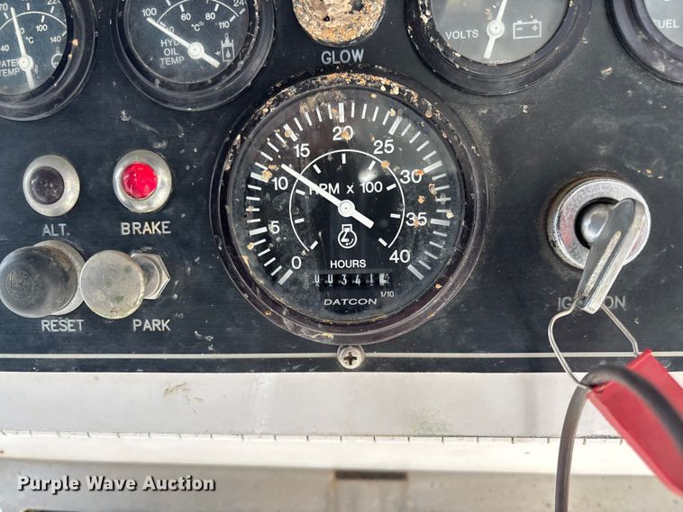 image for item EV3463 2009 UTV Achiever mini digger derick