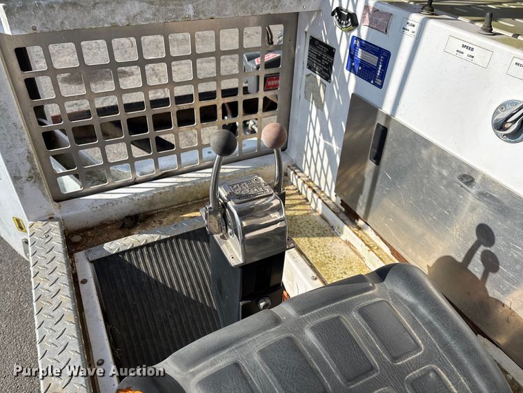 image for item EV3463 2009 UTV Achiever mini digger derick