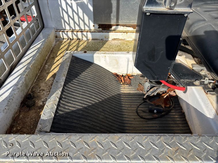 image for item EV3463 2009 UTV Achiever mini digger derick