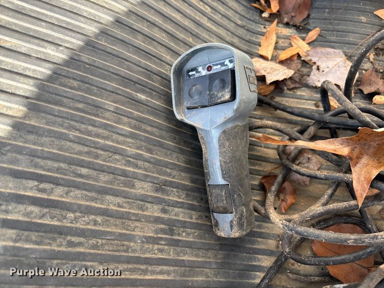 image for item EV3463 2009 UTV Achiever mini digger derick