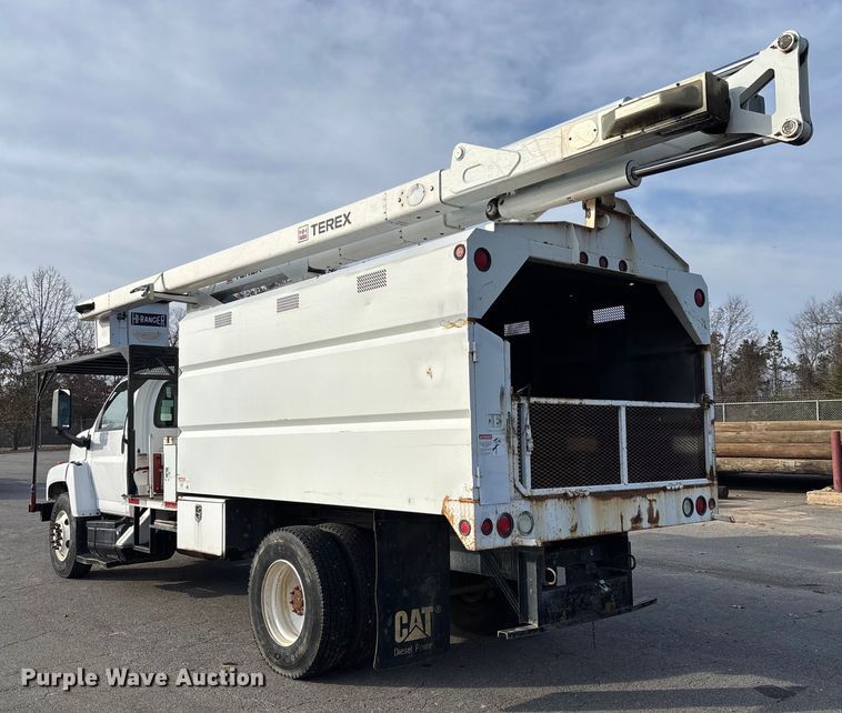 image for item EV3465 2007 Chevrolet C7 forestry bucket truck