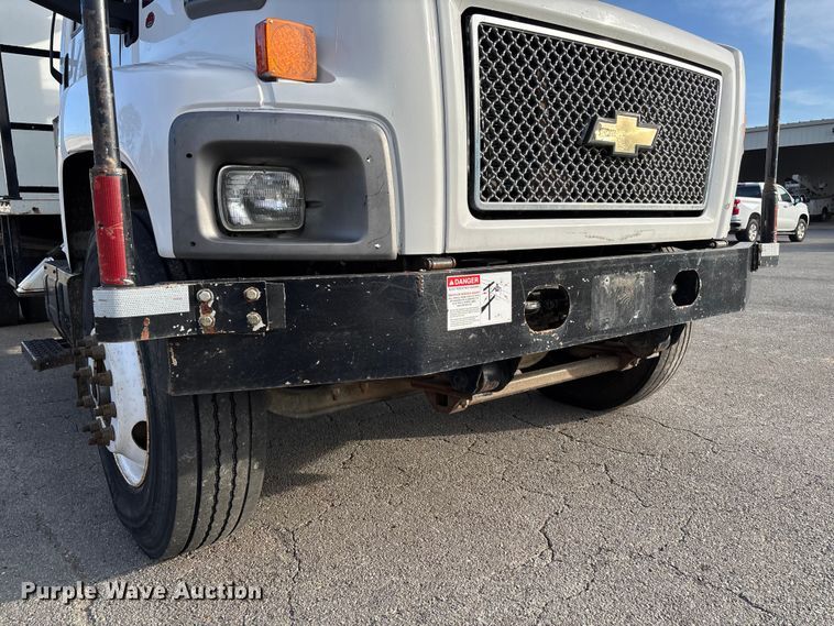 image for item EV3465 2007 Chevrolet C7 forestry bucket truck